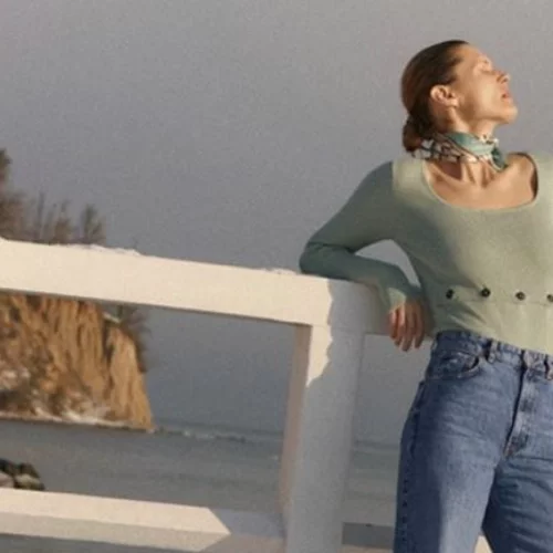 Ανοιξιάτικα looks από το Zara για να αντιγράψεις χωρίς να βγεις εκτός budget