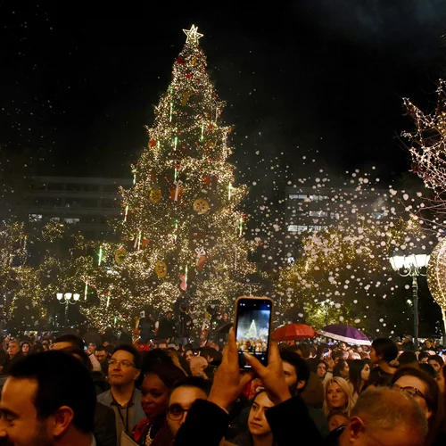 Καιρός: Μικρή άνοδος θερμοκρασίας σήμερα - Ερχονται... ανοιξιάτικα Χριστούγεννα