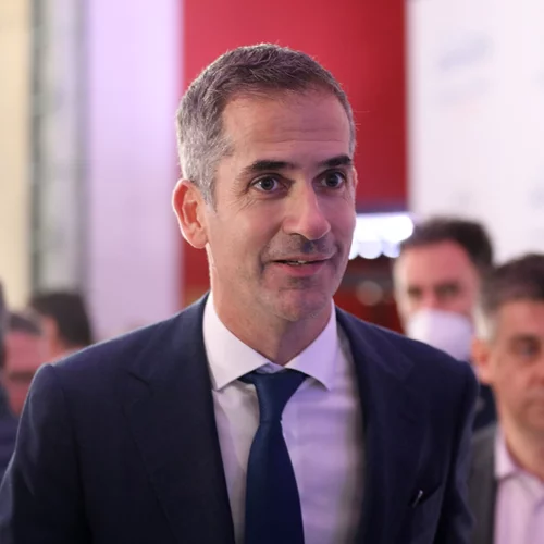 Ο Κώστας Μπακογιάννης πήγε για πρώτη φορά στο γήπεδο με την κόρη του, Δανάη