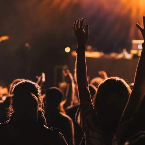 Το μεγαλύτερο καλοκαιρινό φεστιβάλ με τους δημοφιλέστερους καλλιτέχνες ετοίμασε ο Δήμος Αμαρουσίου