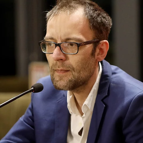 Αύγουστος Κορτώ | "Η μητέρα μου πήρε 450 χάπια κι ήξερε ότι θα την έβρισκα εγώ"