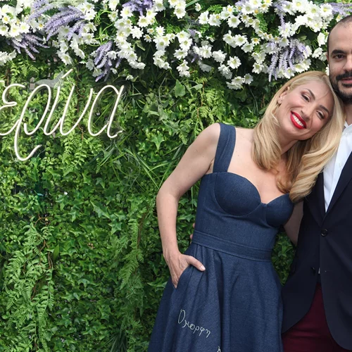 Κατερίνα Μανουσάκη | Το υπέροχο πάρτι της βάπτισης και των γενεθλίων της, ο παραμυθένιος στολισμός και οι ευτυχισμένοι γονείς