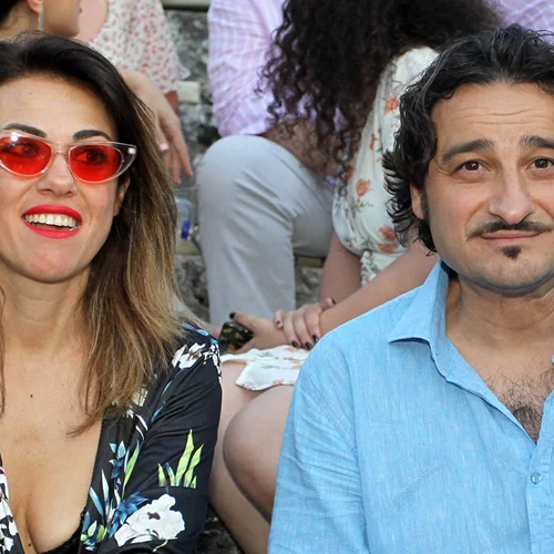 Topless στο ηλιοβασίλεμα | Οι σέξι φωτογραφίες της Λίνας Πρίντζου από τις καλοκαιρινές της διακοπές στο Πήλιο