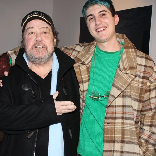 Ο Γιάννης Πάριος συγκινείται βλέποντας τον Good Job Nicky στη σκηνή | Βίντεο