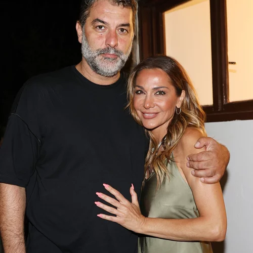 Ο Βασίλης Μπισμπίκης ανέβασε την πιο ρομαντική φωτογραφία με την Δέσποινα Βανδή