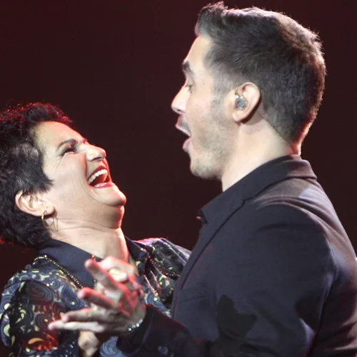 Άλκηστις Πρωτοψάλτη και Μιχάλης Χατζηγιάννης με τα μαγιό τους στην παραλία μας δείχνουν την fun πλευρά της ζωής