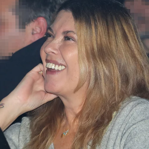 Λύγισε η Σοφία Αλιμπέρτη για την τραγωδία στα Τέμπη | "Με τσάκισε, πονάω, είμαι μάνα…"