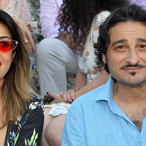 Η Λίνα Πρίντζου βούτηξε πρώτη φορά για τον σταυρό - Οι φωτογραφίες στη θάλασσα, ανήμερα των Θεοφανείων