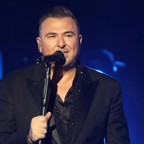 Αντώνης Ρέμος | "Έχω την καλύτερη άποψη για τον πατέρα Αντώνιο"