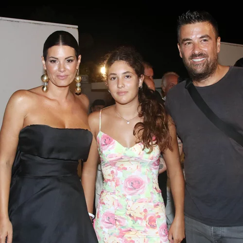 Ισμήνη Αϊβάζη | Με μακριά μαλλιά και ντυμένη πιο cool από ποτέ στους δρόμους του Λονδίνου