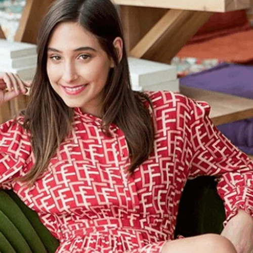 Η Φωτεινή Αθερίδου δημοσίευσε τις πρώτες φωτογραφίες με τον νεογέννητο γιο της, μέσα από το μαιευτήριο