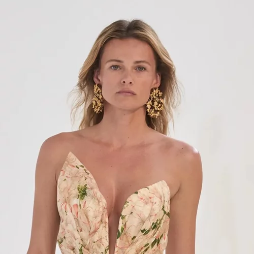 Paris Fashion Week | Οι πιο κολακευτικές beauty τάσεις κατευθείαν από την πασαρέλα