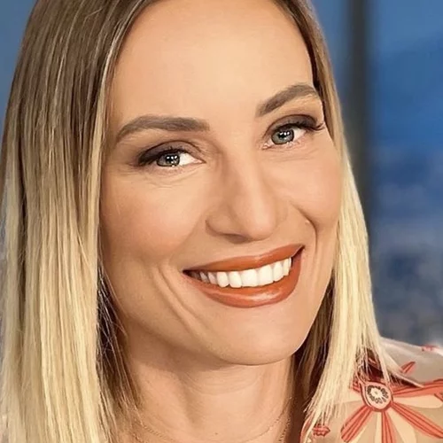 Η Ελεονώρα Μελέτη κοιτάει τον σύζυγό της και "λιώνει" | Η δημόσια ερωτική εξομολόγηση του Θοδωρή Μαροσούλη