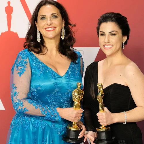 Rayka Zehtabchi | Η πρώτη Ιρανή που τιμήθηκε με Όσκαρ για ντοκιμαντέρ για την έμμηνο ρύση