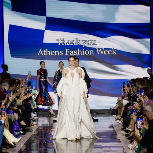Τα highlights από την 33η Εβδομάδα Μόδας της Αθήνας που ολοκληρώθηκε με επιτυχία