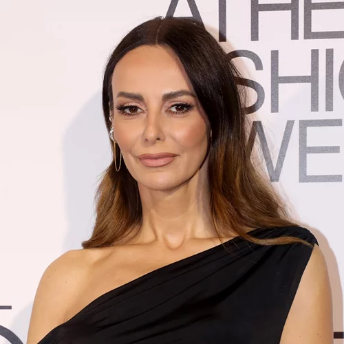 Μπέττυ Μαγγίρα | Το χρώμα μαλλιών της ανήκει στις top τάσεις του φετινού φθινοπώρου