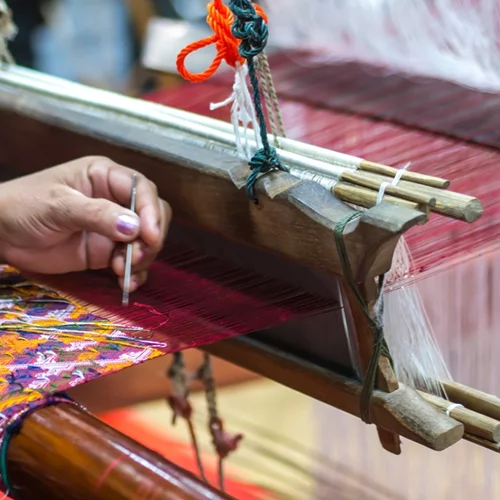 "Σαν Μετάξι" | Η περιοδική έκθεση στο Μουσείο Μετάξης Σουφλίου που αξίζει να δεις