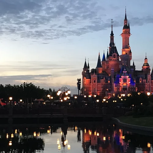 Κυκλοφόρησε το τρέιλερ της ταινίας "Haunted Mansion" της Ντίσνεϋ