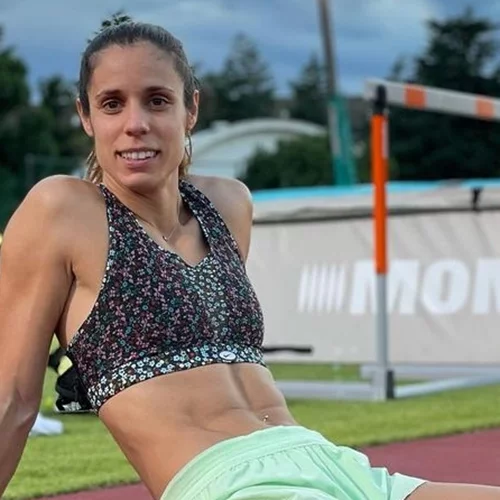 Κατερίνα Στεφανίδη | Το σεξιστικό σχόλιο στο Twitter και η απάντησή της - "Έχω ήδη δύο παιδιά"