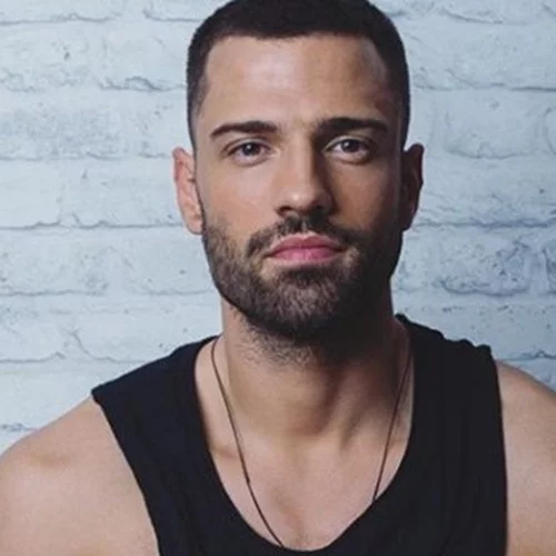 Κωνσταντίνος Αργυρός | Η ξαδέρφη του κυκλοφόρησε το πρώτο της τραγούδι - Το δημόσιο μήνυμα στήριξης