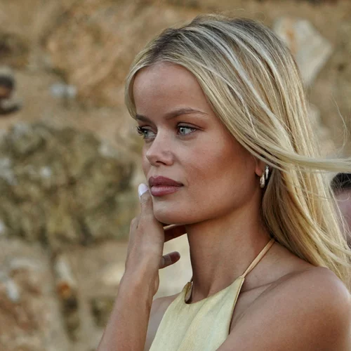 "Sunkissed glow" | 5 ιδέες για bronzed μακιγιάζ που κάθε μοντέρνα bride-to-be πρέπει να δει