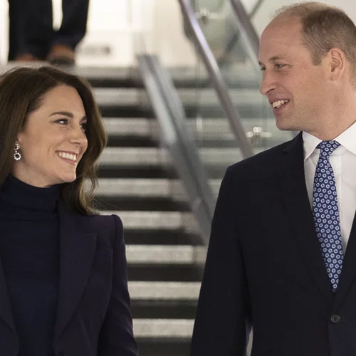 Πρίγκιπας William - Kate Middleton | Το viral βίντεο με τα κέρινα ομοιώματά τους