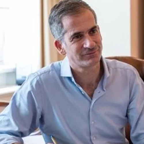 Ο Κώστας Μπακογιάννης όπως δεν τον έχουμε ξανά δει | Η συγκινητική ανάρτηση για τον γιο του