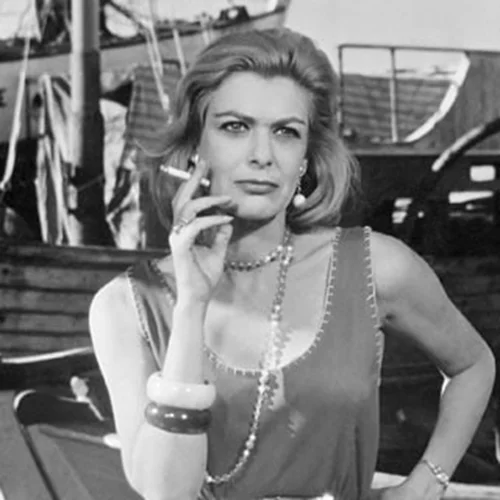 Ένα σπάνιο πορτρέτο της Μελίνας Μερκούρη σε ηλικία 15 ετών