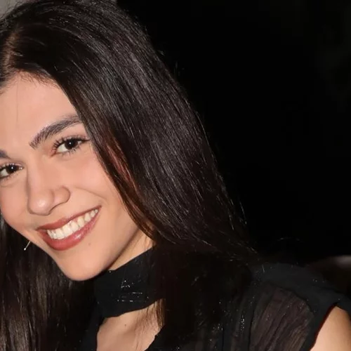 Μελίνα Νικολαΐδη | Το δικό της μυστικό στο μακιγιάζ για μεγαλύτερα μάτια και ένταση στο βλέμμα