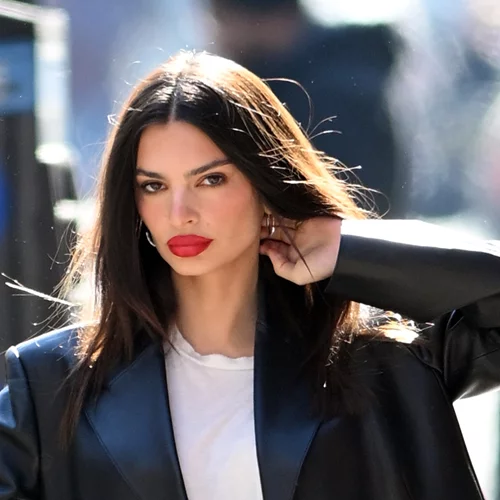 Η μικρή αλλαγή στα μαλλιά σου που θα σε κάνει να δείχνεις πιο μυστηριώδης