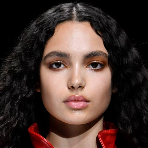 Τα 3 κορυφαία skincare trends του 2023 εγγυώνται μια ορατά πιο νεανική επιδερμίδα