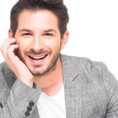 Γιώργος Περρής | Τα αρνητικά σχόλια που δέχθηκε όταν αποκάλυψε πως είναι ομοφυλόφιλος - "Δεν ήμουν έτοιμος γι' αυτό"