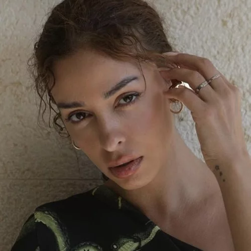 Καλλίγραμμη όσο ποτέ | Η Ελένη Φουρέιρα σε μία σέξι βραδινή εμφάνιση με μαγιό