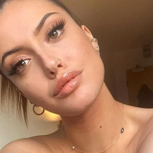 Δανάη Λιβιεράτου | Στο Παρίσι με τον γοητευτικό σύντροφό της, Pablo Miller