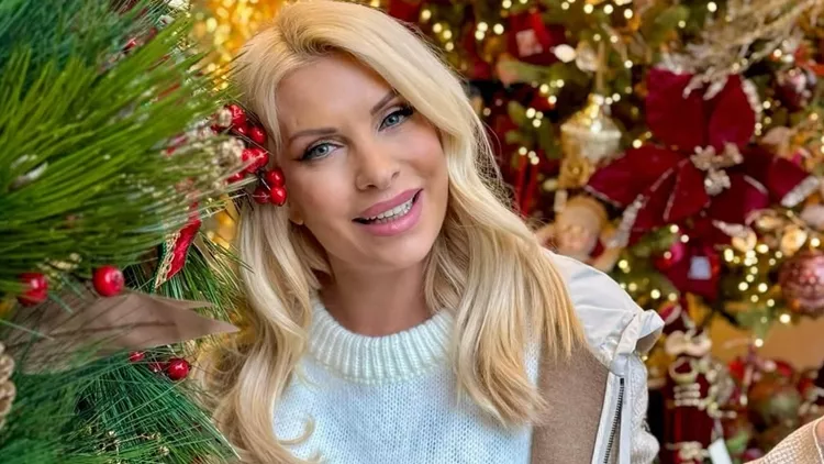 Ελένη Μενεγάκη κεντρική