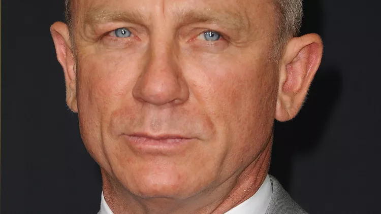 Daniel Craig