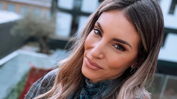 Αθηνά Οικονομάκου