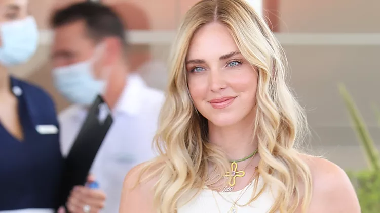 Σου αρέσει το στιλ της Chiara Ferragni; | Σου βρήκαμε τη τσάντα που δεν αποχωρίζεται ποτέ