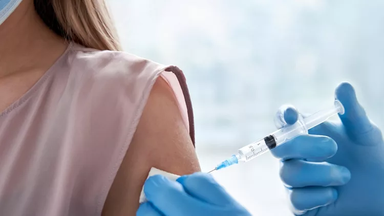 Άκης Σκέρτσος |  Από 1η Ιουλίου θα εξαιρεθούν από το υποχρεωτικό self testing οι εμβολιασμένοι