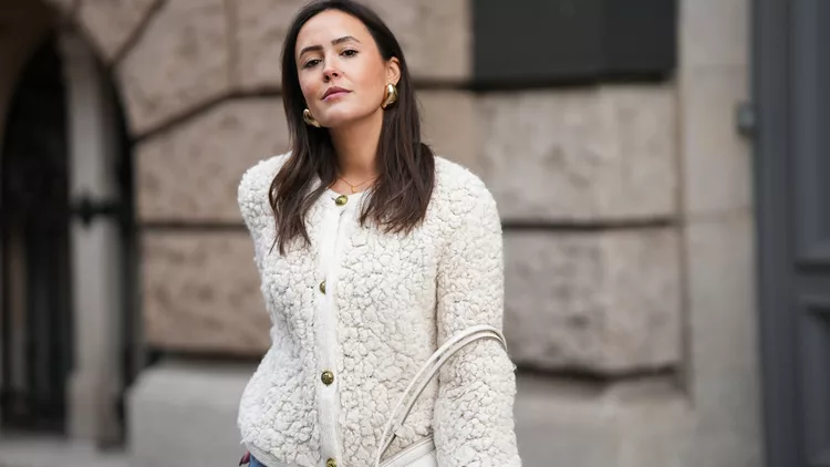 3 ζακέτες από τη Bershka που θα αποκτήσεις στις εκπτώσεις & θα φοράς συνέχεια