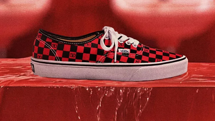 Η υψηλή μόδα συναντά τα skate parks | Η συνεργασία Valentino x Vans επαναπροσδιορίζει το street style