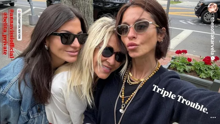 Άννα Βίσση & Δήμητρα Κούστα & Σοφία Καρβέλα