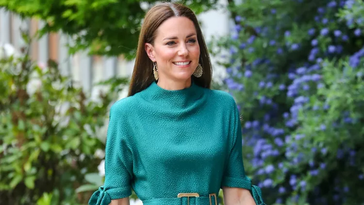 Γιατί αξίζει να προσθέσεις στη συλλογή σου ένα πράσινο φόρεμα όπως αυτό της Kate Middleton;