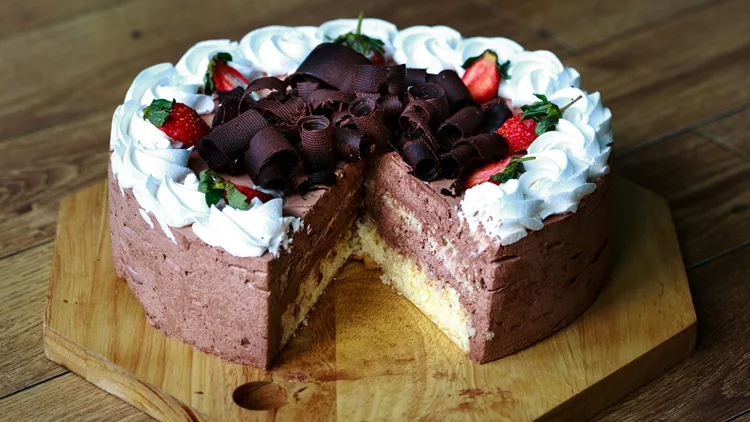 Chocolate cake with frosting