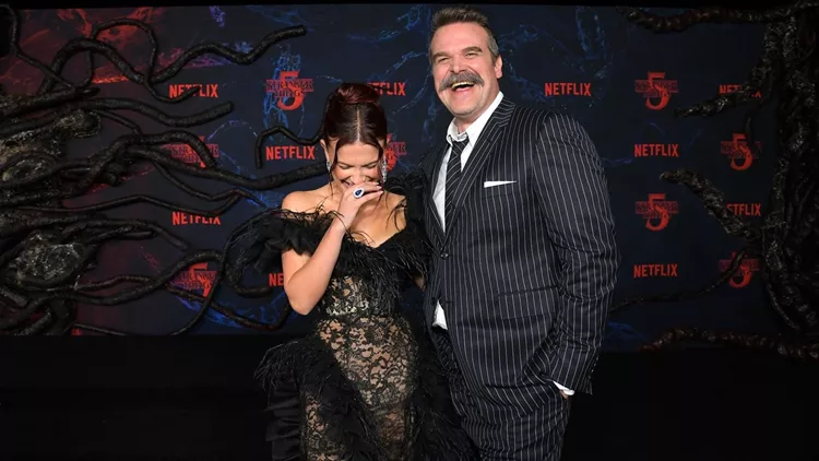 Millie Bobby Brown & David Harbour