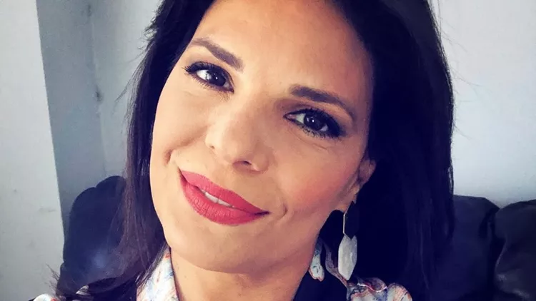 Μαρίνα Ασλάνογλου (κεντρική)