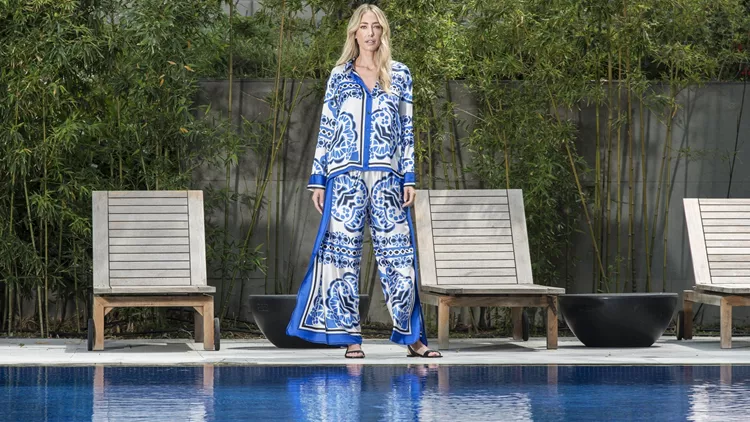 Τα Summer Chic looks της Κατερίνας Ευαγγελινού με κομμάτια Zara, Massimo Dutti και Oysho