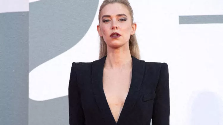 Vanessa Kirby