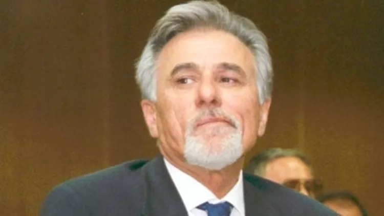 Καρατζαφέρης