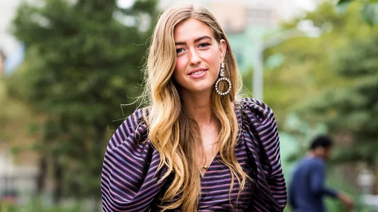 προϊόντα για σγουρά μαλλιά